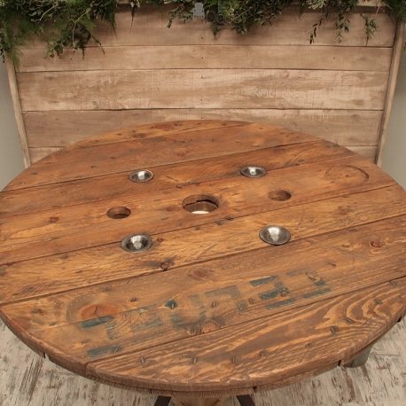 Mesa de madera maciza para 4-6 comensales