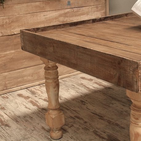Mesa de madera altar estilo Hemingway