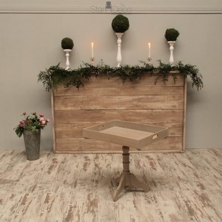 Mesita baja decorativa de madera con tablero tipo bandeja boda eventos vintage clasico mobiliario alquiler