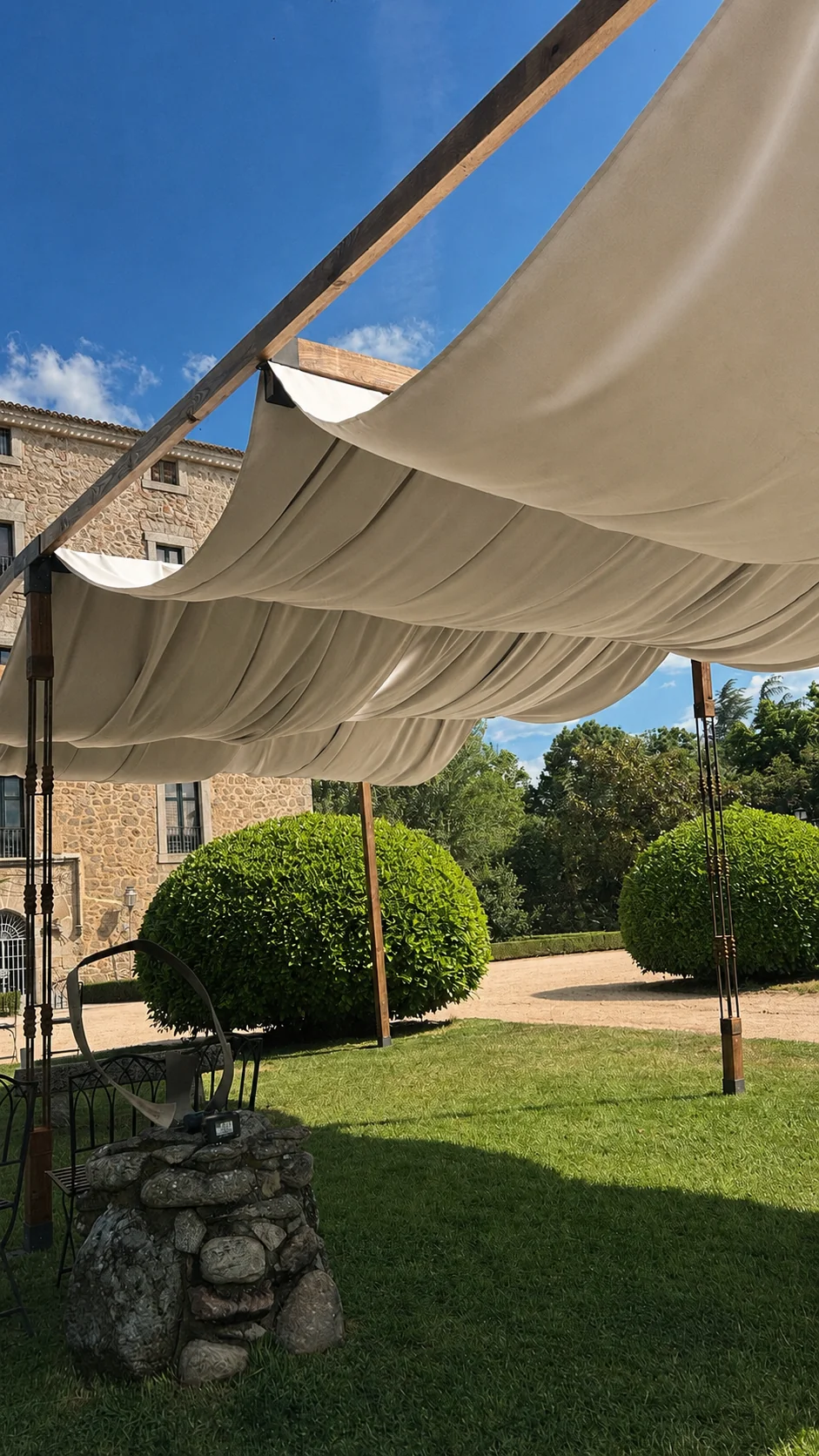 Alquilar Pergolas de madera para eventos decoracion boda